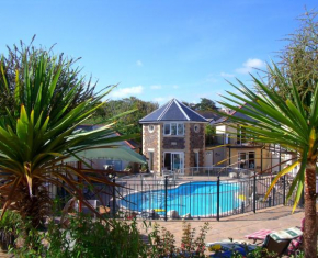 Отель Porth Veor Manor Villas & Apartments  Ньюкуэй